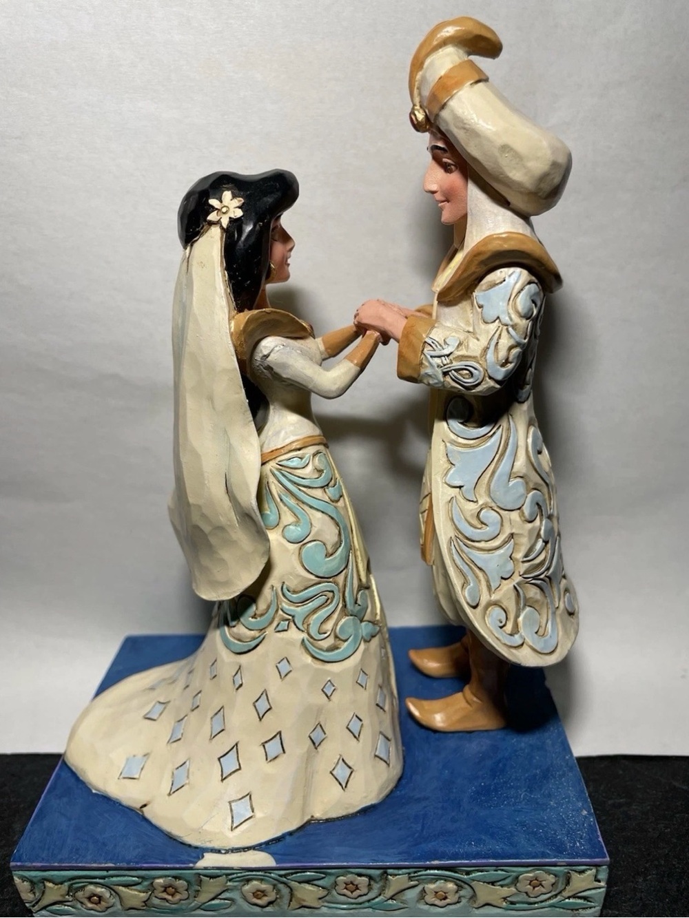 Jasmine and Aladdin wedding figurine Jim shore